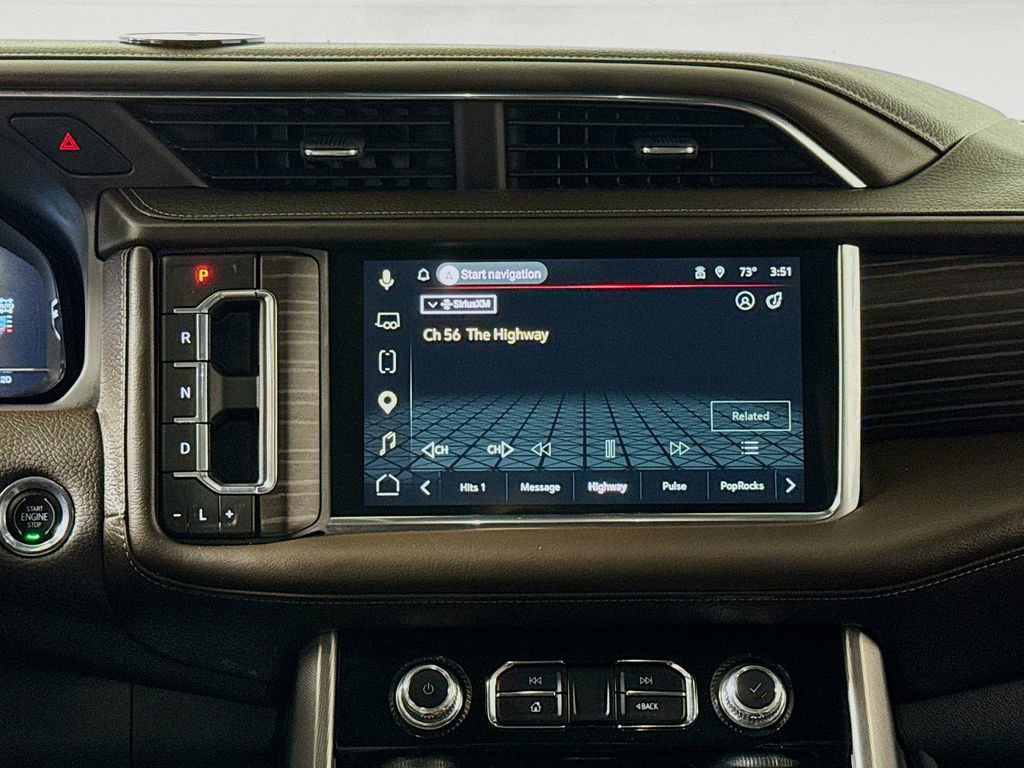 Used 2023 GMC Yukon XL Denali w/ Denali Reserve Package AWD/4WD image 15