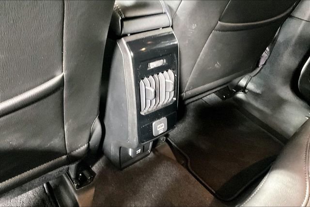 Used 2024 Jeep Compass Latitude image 11