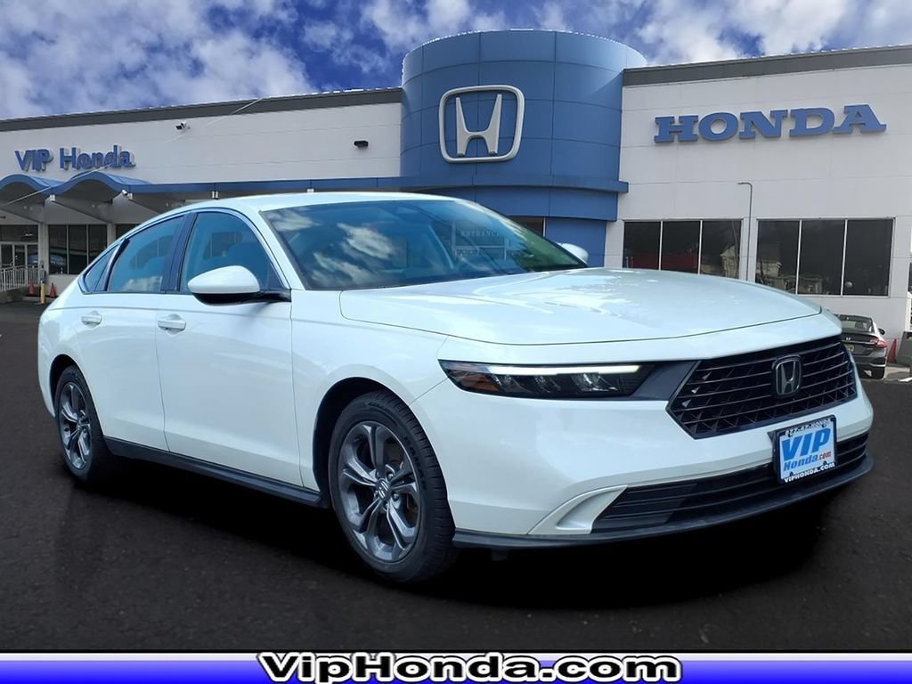 Certified 2023 Honda Accord EX image 1