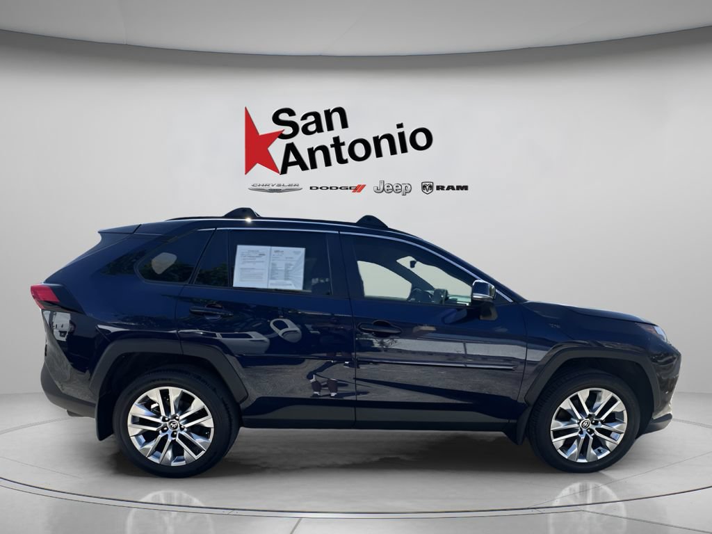 Used 2025 Toyota RAV4 XLE Premium FWD image 16