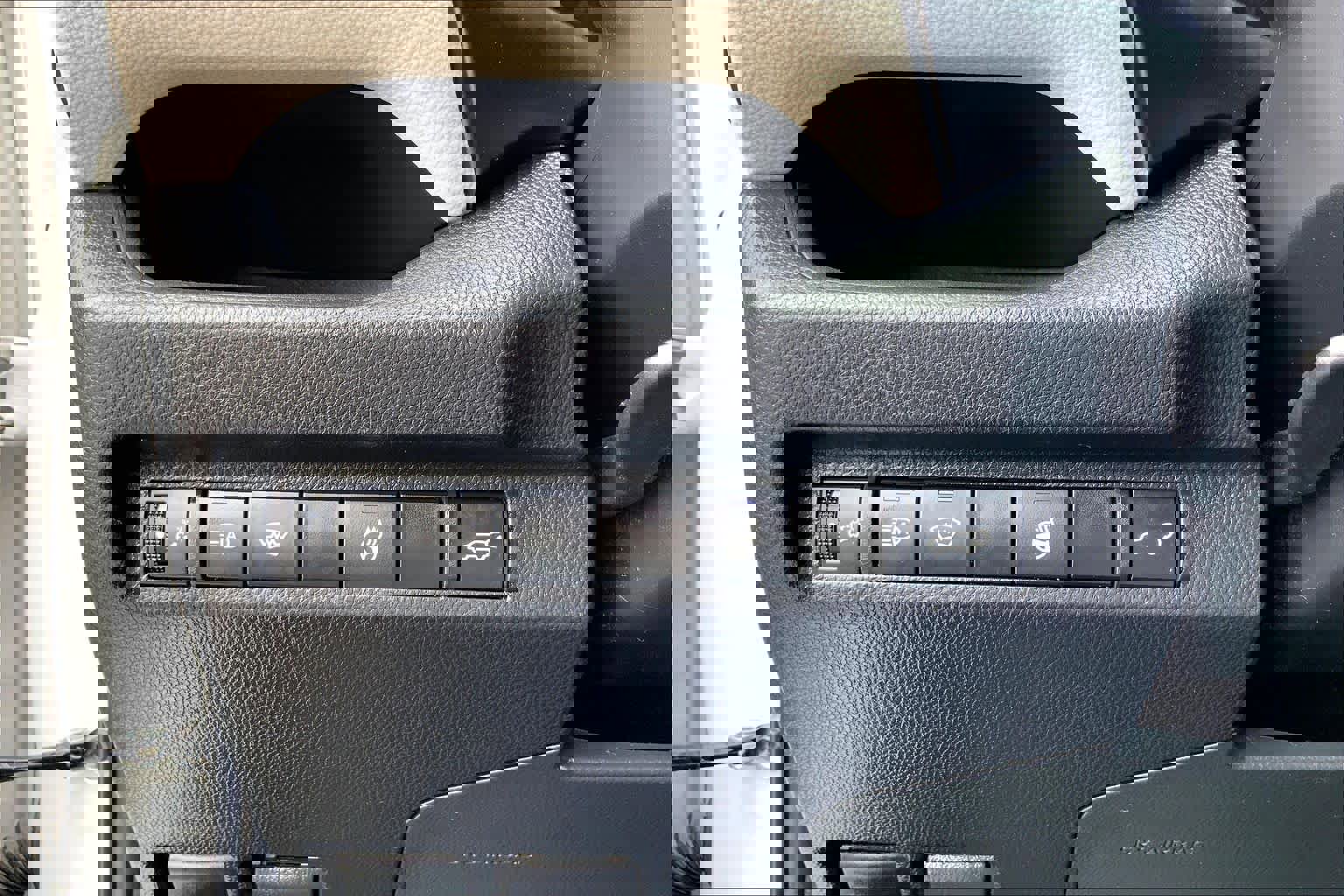 Used 2023 Toyota RAV4 Adventure w/ Convenience Package image 33