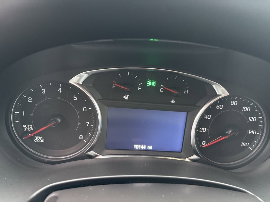 Used 2023 GMC Terrain SLE w/ Driver Convenience Package image 11