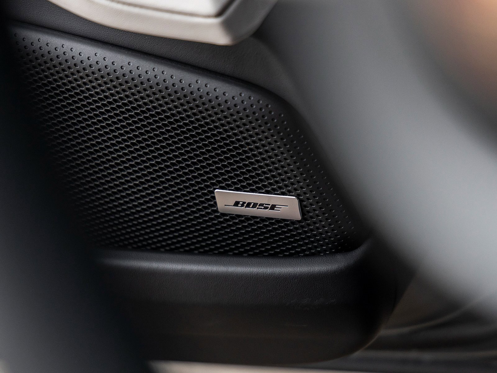 Certified 2025 Porsche Panamera 4 image 23