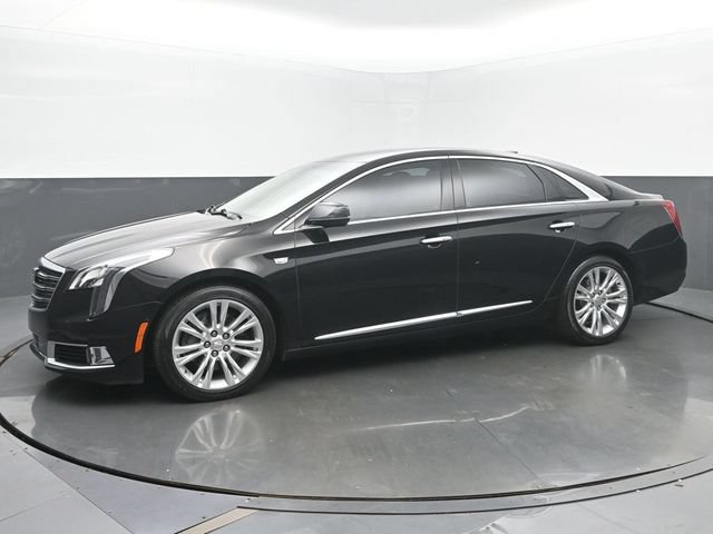 Used 2018 Cadillac XTS Luxury FWD image 2