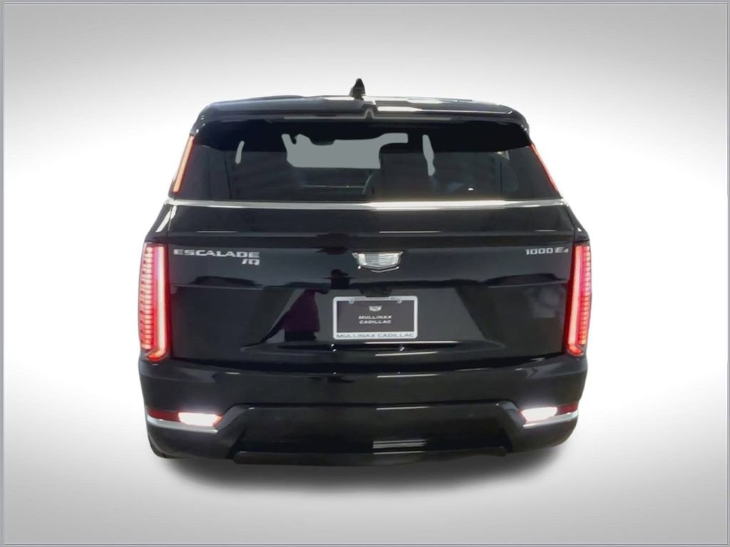 New 2025 Cadillac Escalade IQ Luxury 2 image 10
