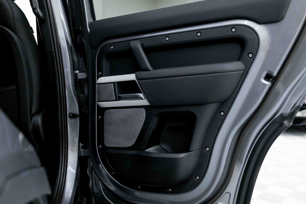 Used 2023 Land Rover Defender 130 SE image 48