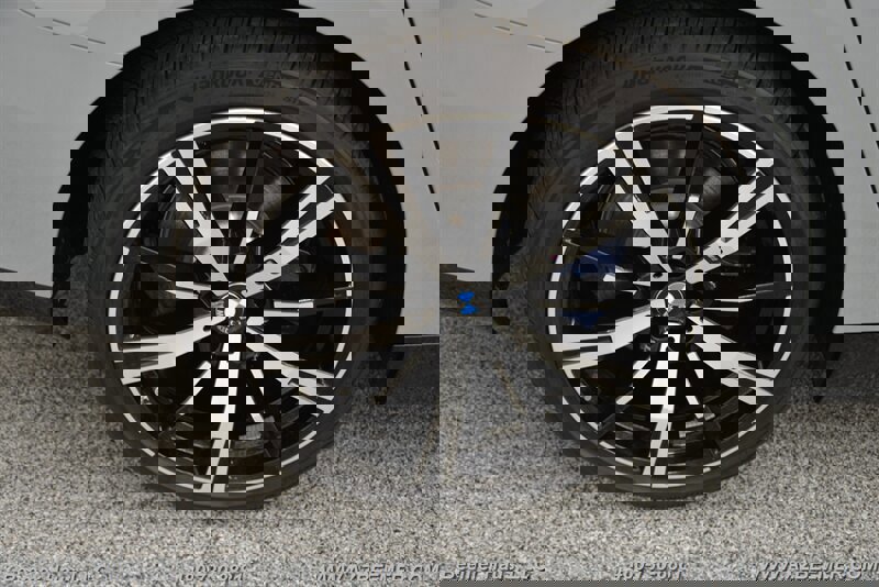 Used 2026 BMW 530i w/ M Sport Package image 48