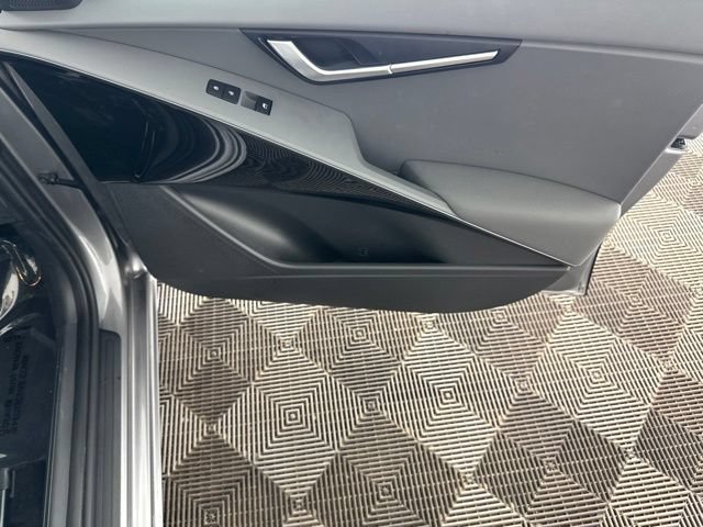 Certified 2025 Kia Niro EX FWD image 21