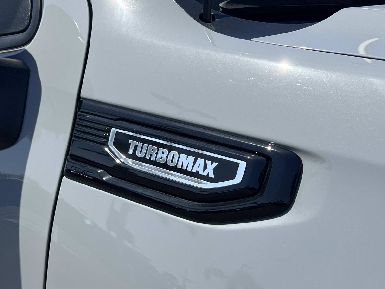 Used 2024 GMC Sierra 1500 Elevation w/ LPO, Elevation Black Package image 30