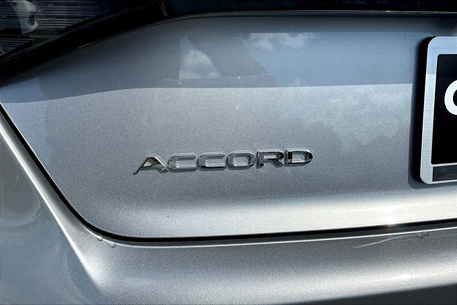 Used 2025 Honda Accord LX image 31