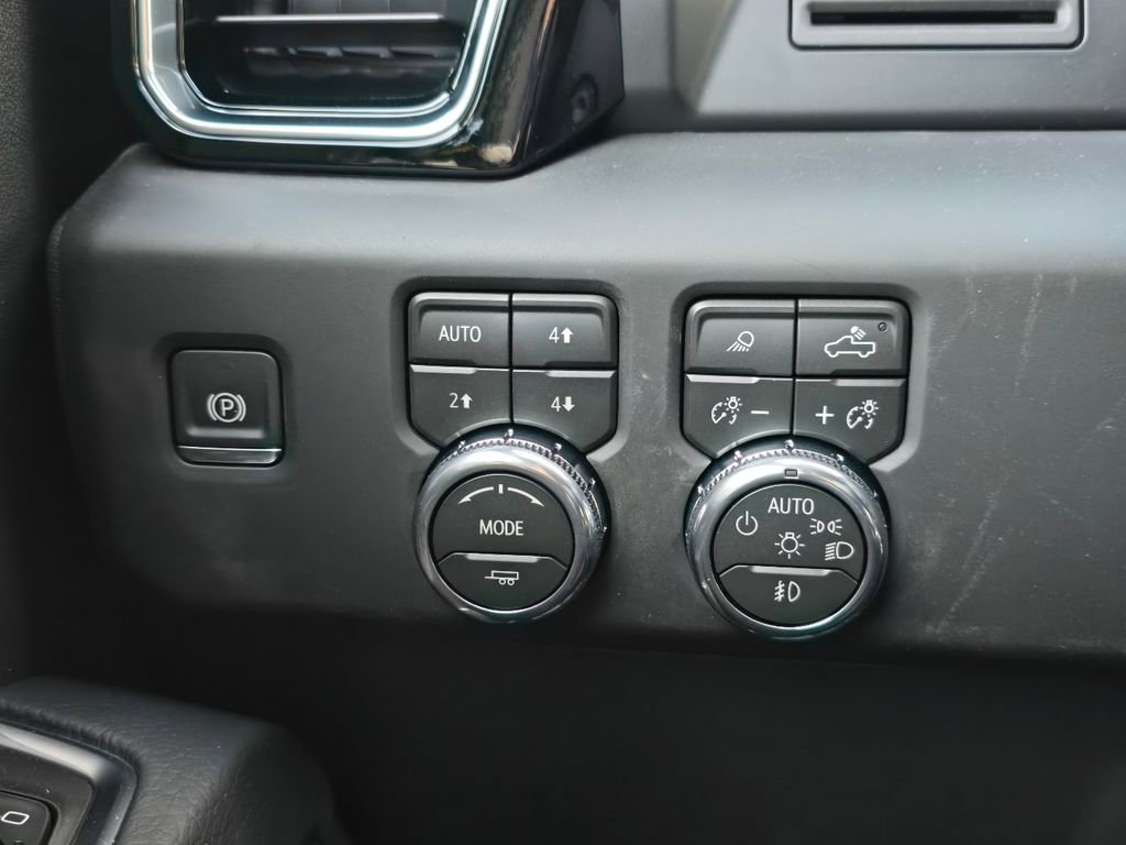 New 2026 GMC Sierra 1500 Denali AWD/4WD image 19