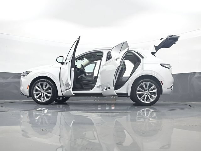 Used 2023 Buick Envision Avenir AWD/4WD image 34