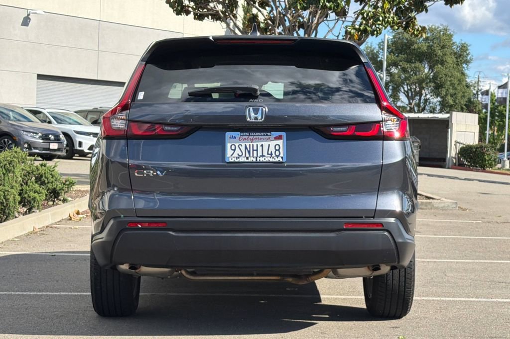 Certified 2025 Honda CR-V EX image 5