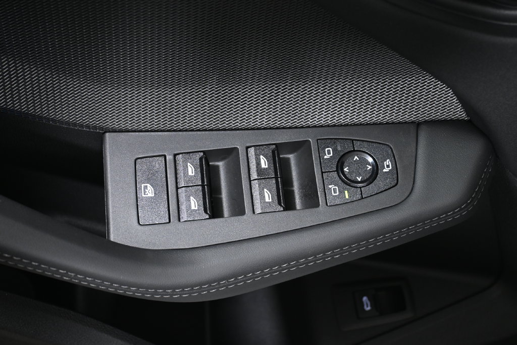 Used 2026 BMW 228i xDrive w/ Technology Package AWD/4WD image 30