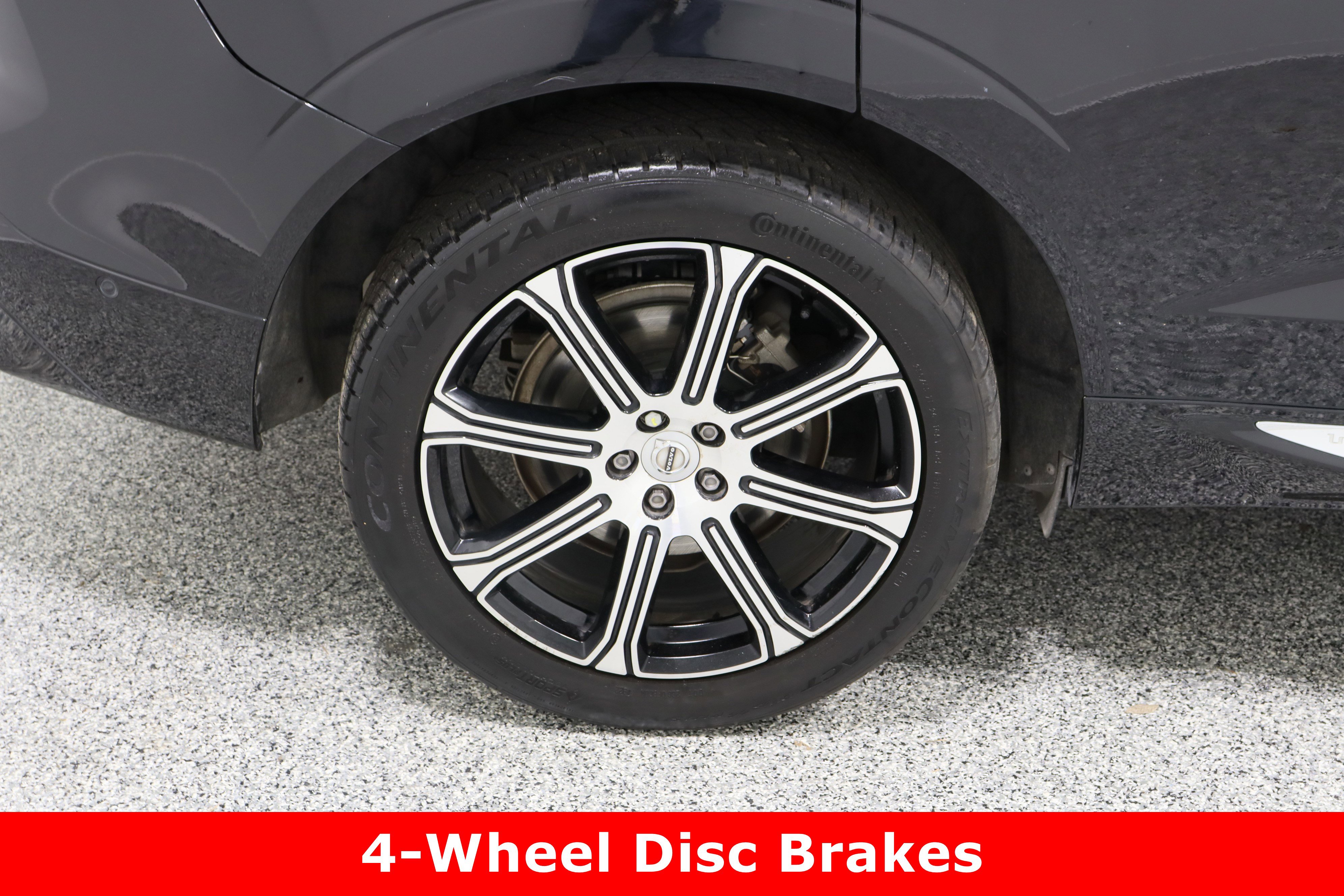 Used 2018 Volvo XC60 T6 Inscription w/ Convenience Package image 6