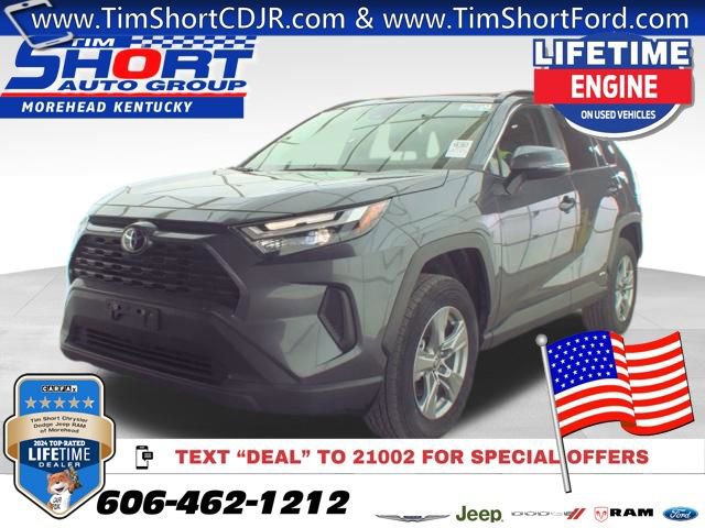 Used 2025 Toyota RAV4 XLE image 1