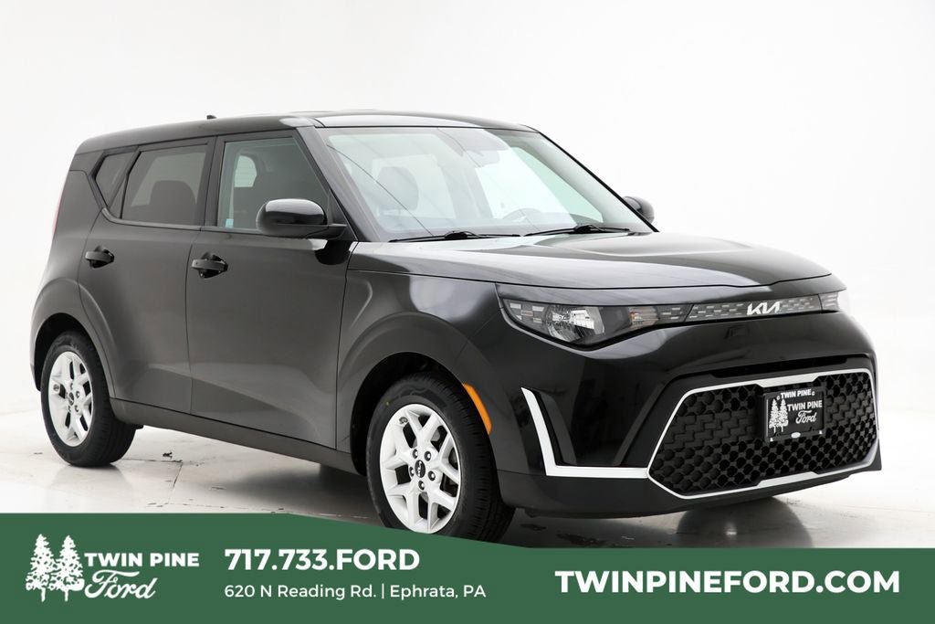 Used 2023 Kia Soul S