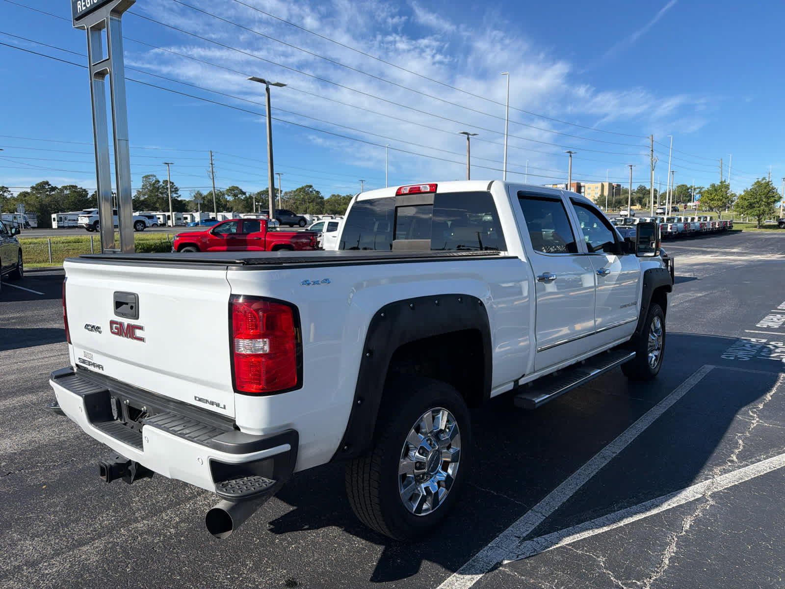 Used 2017 GMC Sierra 2500 Denali w/ Duramax Plus Package AWD/4WD image 5