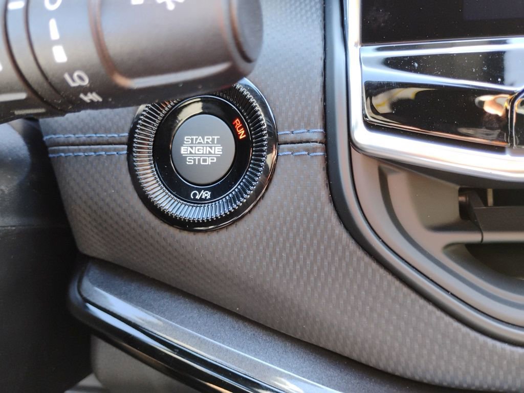 New 2026 Jeep Compass Latitude image 32