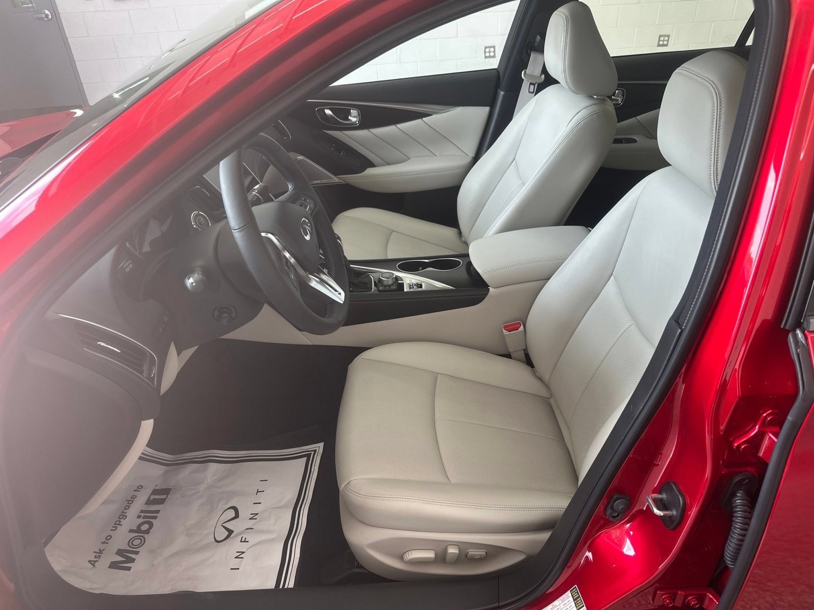 Certified 2023 INFINITI Q50 Sensory AWD/4WD image 9