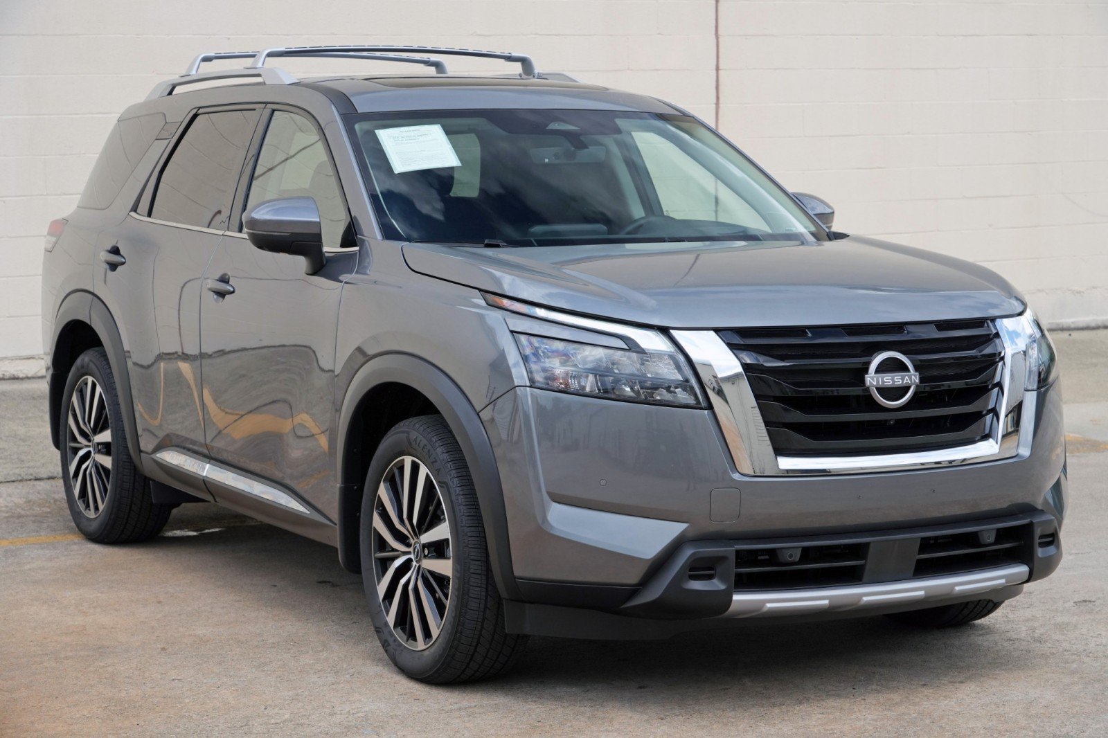 Used 2025 Nissan Pathfinder Platinum w/ Cargo Package AWD/4WD image 52