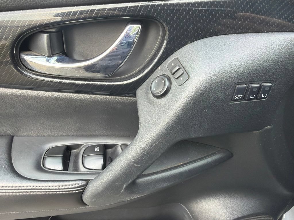 Used 2020 Nissan Rogue SL w/ Premium Package AWD/4WD image 19