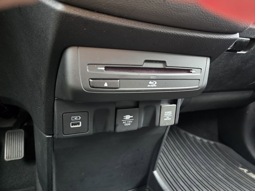 Certified 2024 Honda Odyssey Touring image 20