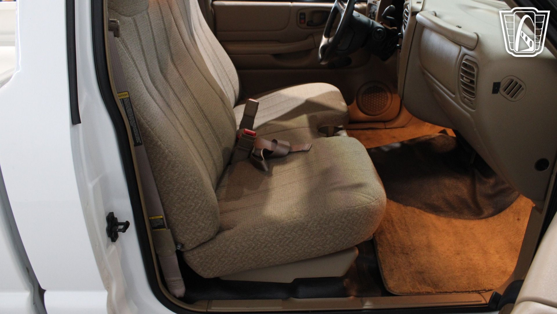 Used 1998 Chevrolet S10 Pickup 2WD Regular Cab image 40