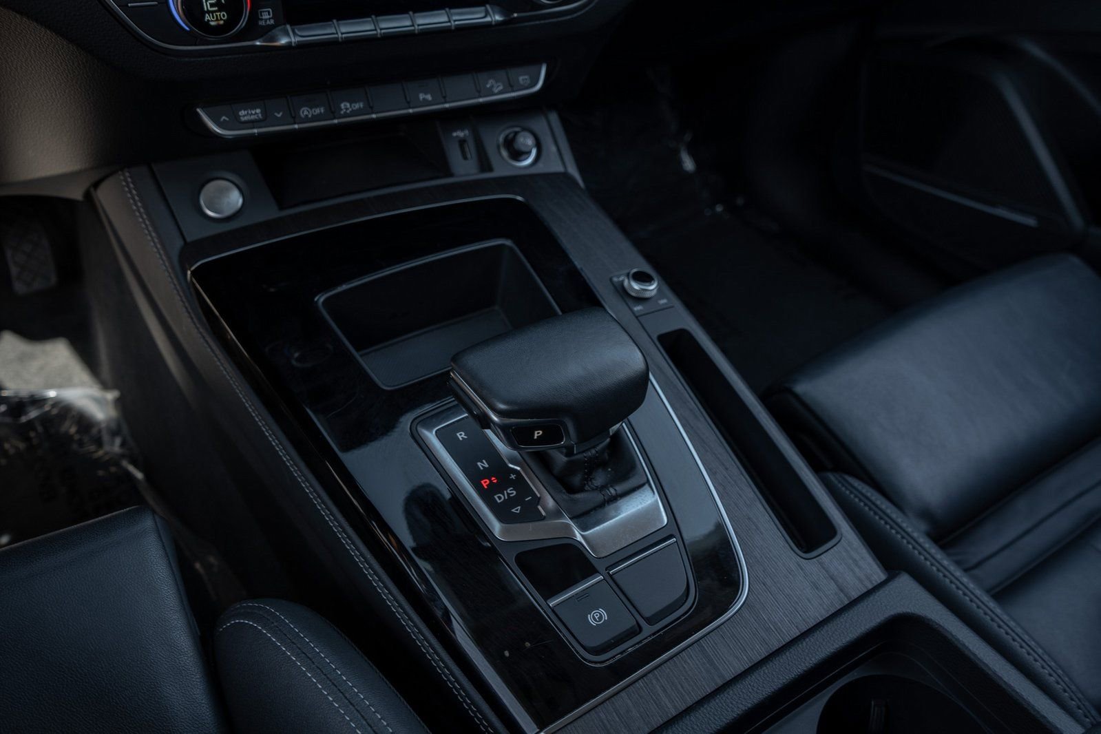 Used 2024 Audi Q5 2.0T Premium Plus image 27