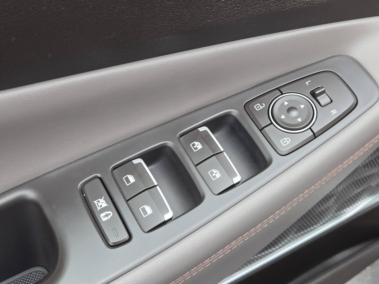 Used 2020 Hyundai Santa Fe Limited FWD image 20