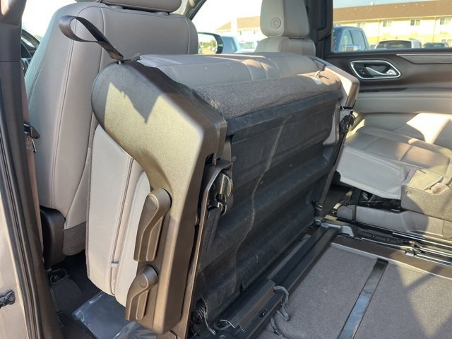 Used 2021 GMC Yukon SLT w/ SLT Premium Package image 45