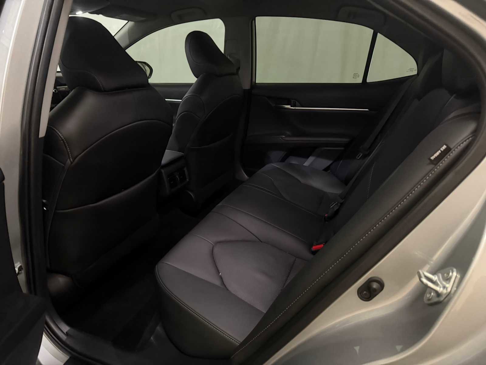 Used 2022 Toyota Camry XSE FWD image 22