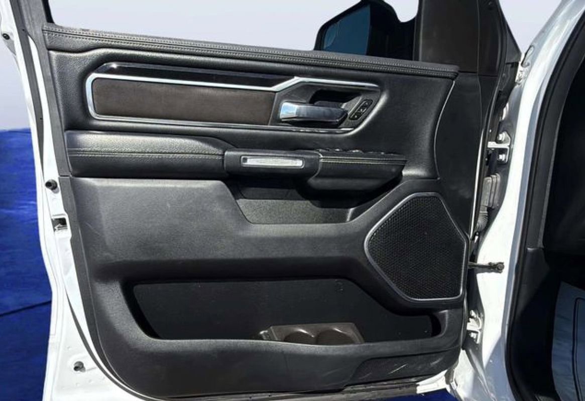 Used 2021 RAM 1500 Laramie w/ Sport Appearance Package image 15