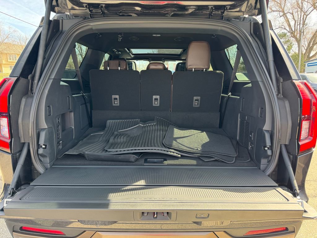 New 2026 Ford Expedition Max King Ranch image 11