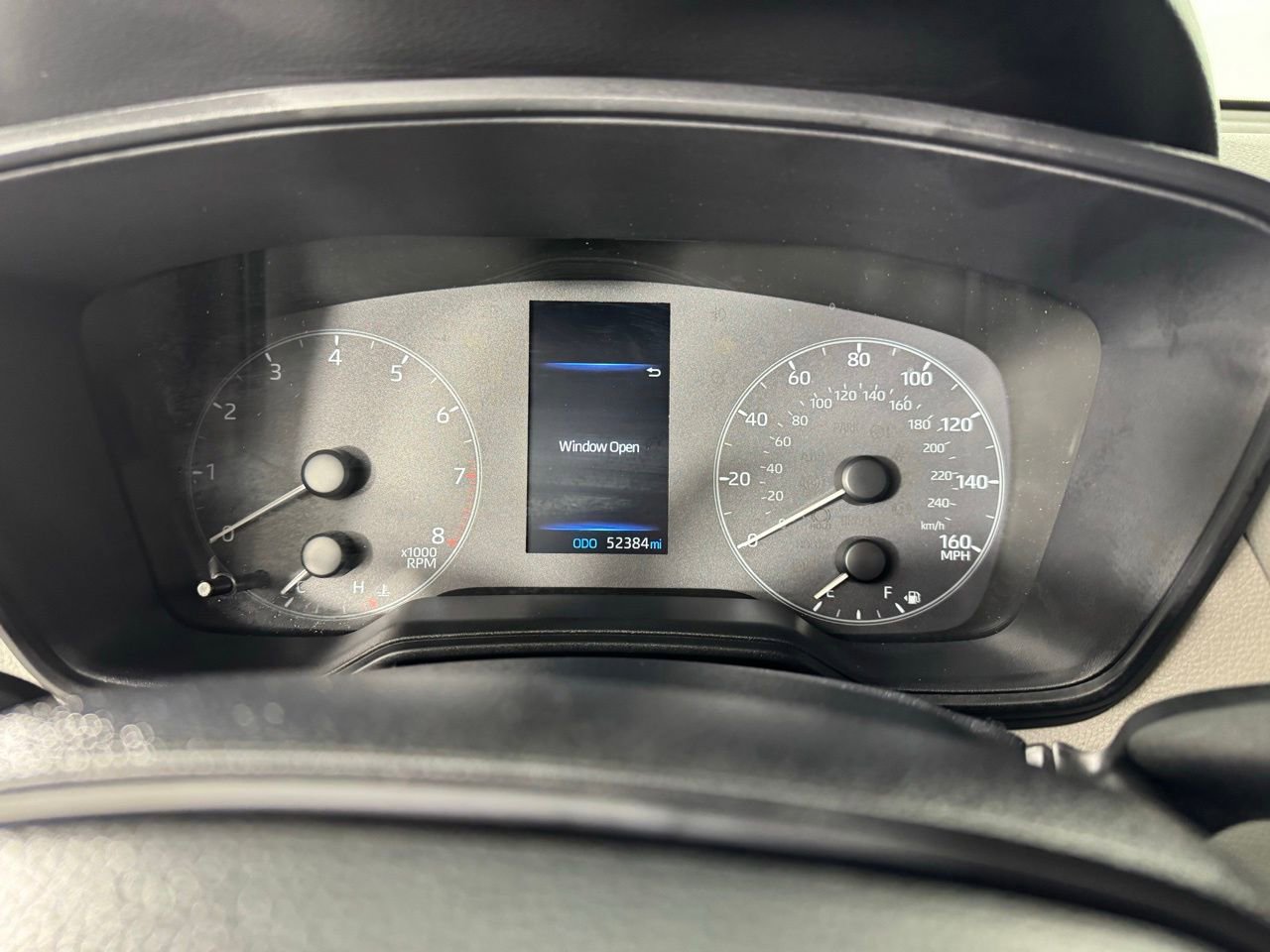 Used 2024 Toyota Corolla Cross L image 27