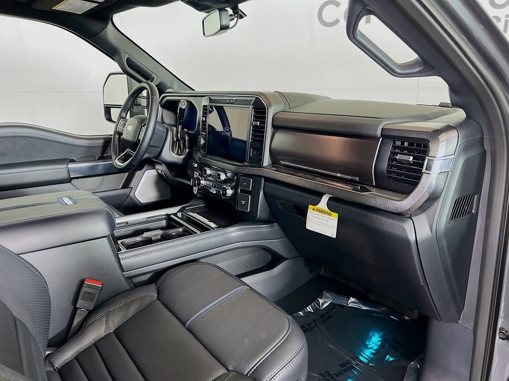 New 2026 Ford F250 Platinum image 31