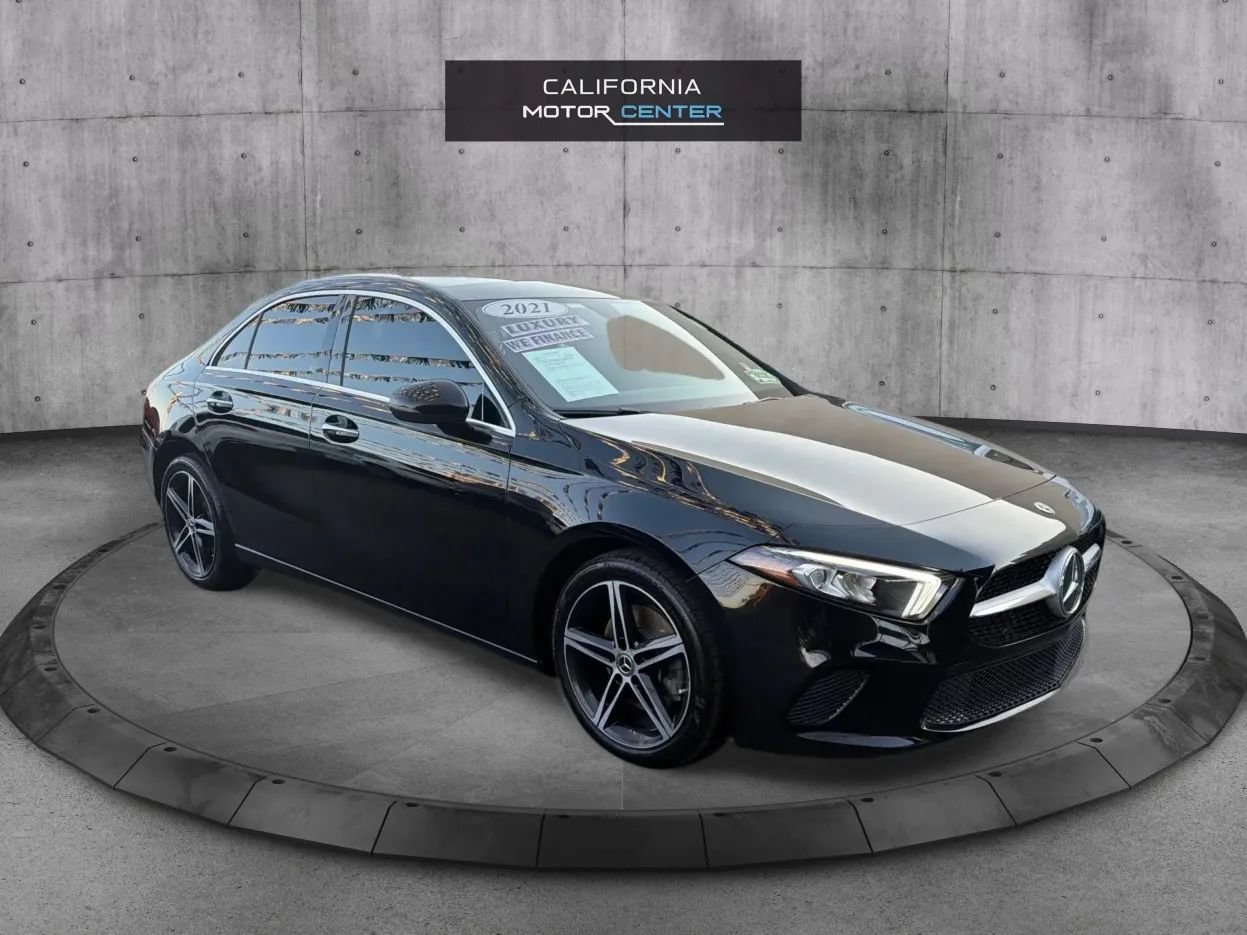 Used 2021 Mercedes-Benz A 220 image 1