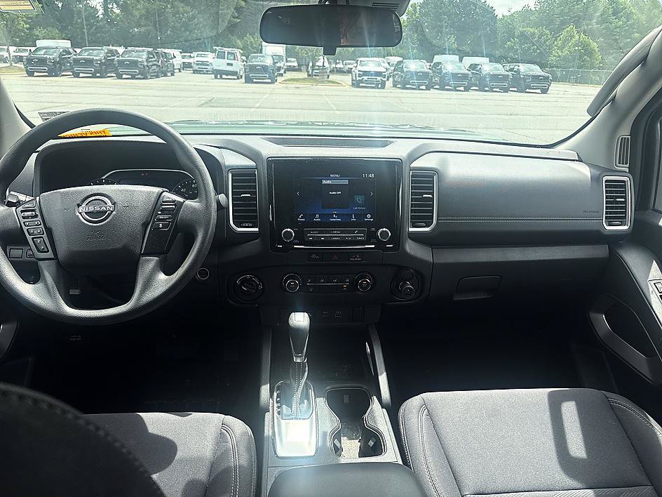Certified 2023 Nissan Frontier SV w/ Technology Package AWD/4WD image 14