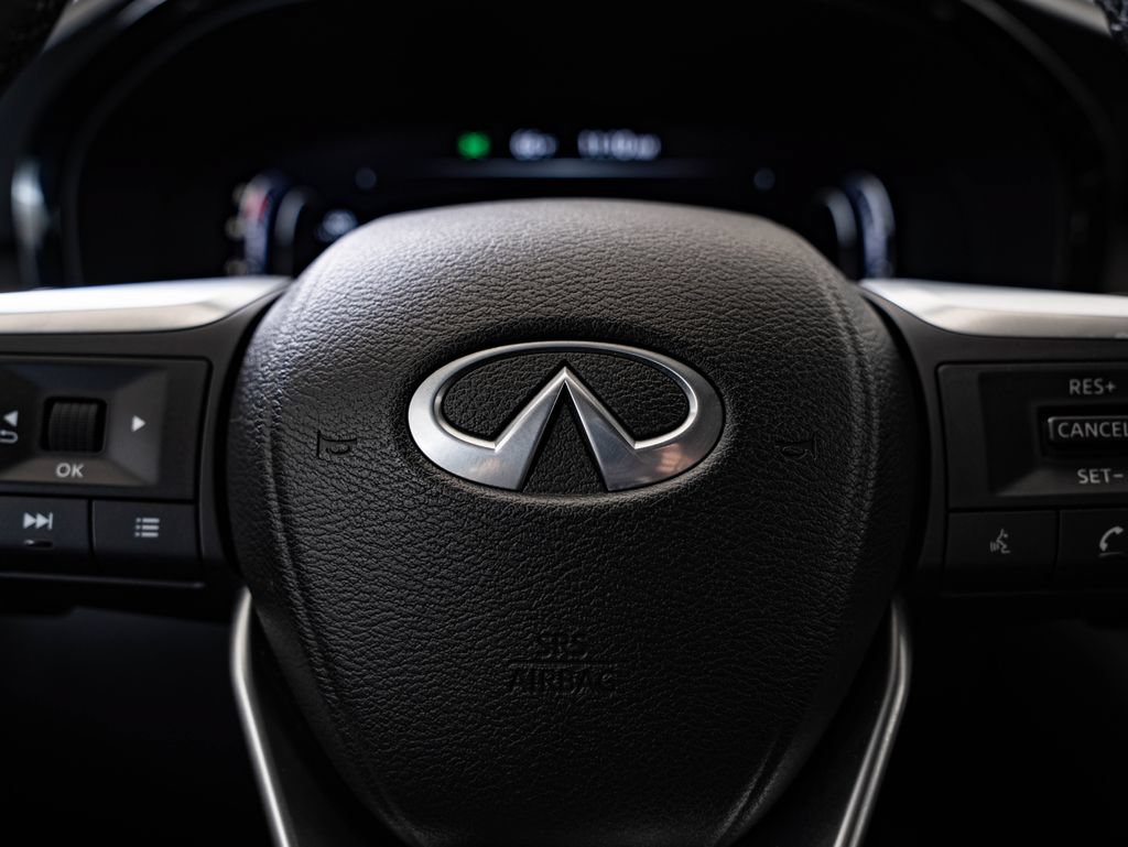 Used 2023 INFINITI QX60 Luxe AWD/4WD image 31