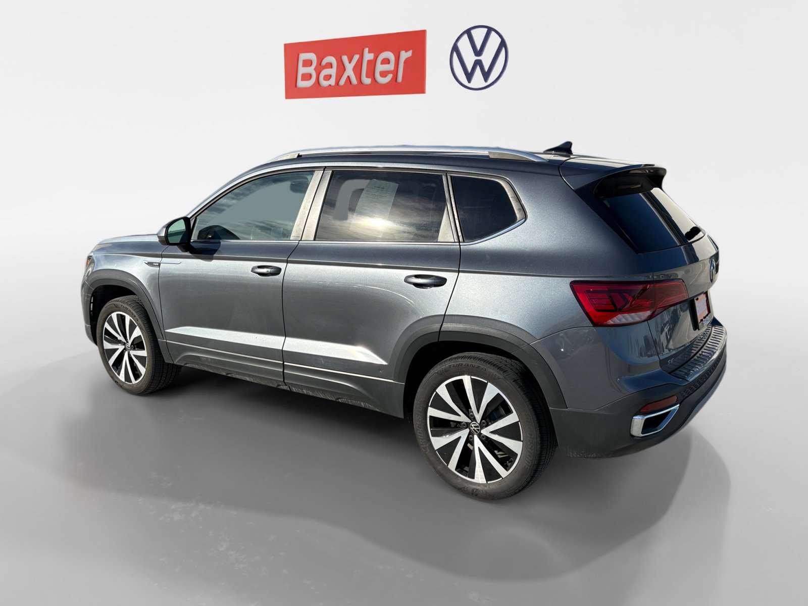 Certified 2022 Volkswagen Taos SE image 13