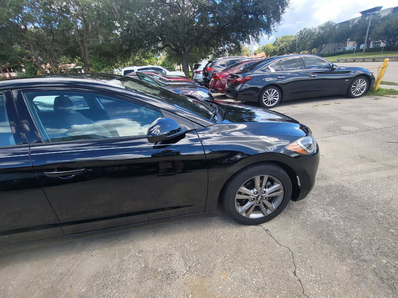 Used 2017 Hyundai Elantra SE FWD image 95