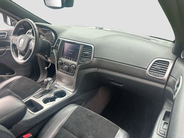 Used 2018 Jeep Grand Cherokee Altitude AWD/4WD image 31