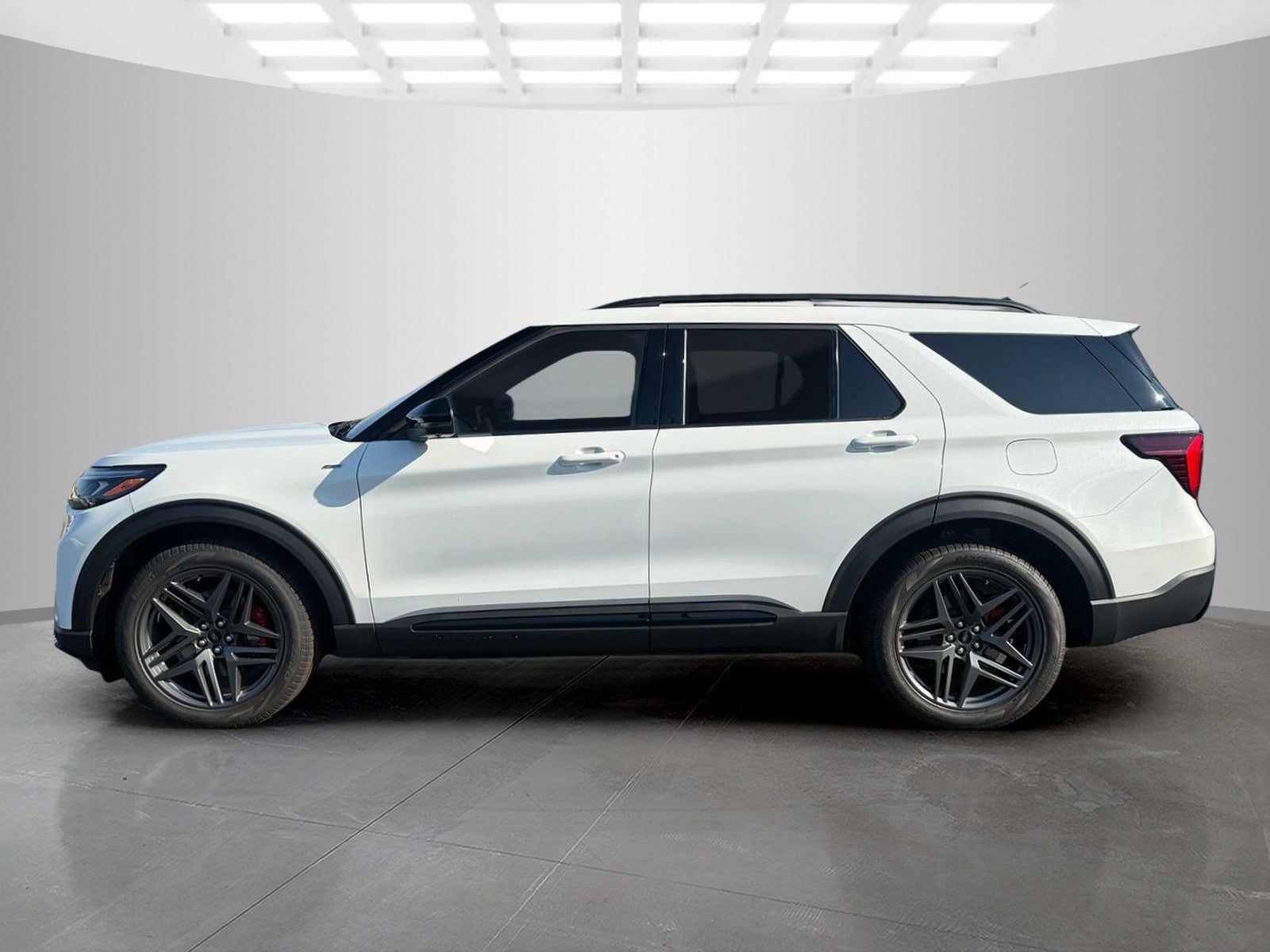 New 2026 Ford Explorer ST-Line w/ ST-Line Street Pack RWD image 6