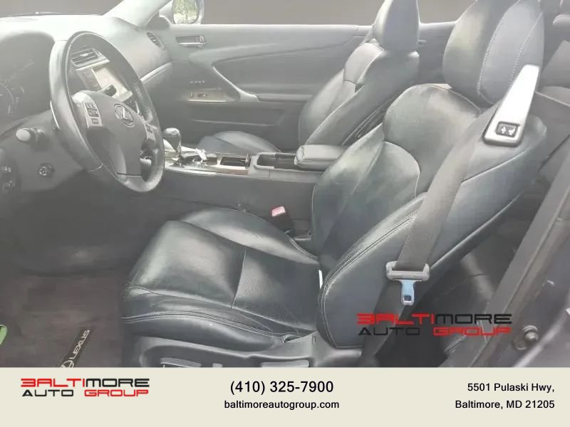 Used 2012 Lexus IS 250C w/ Luxury Pkg RWD image 3