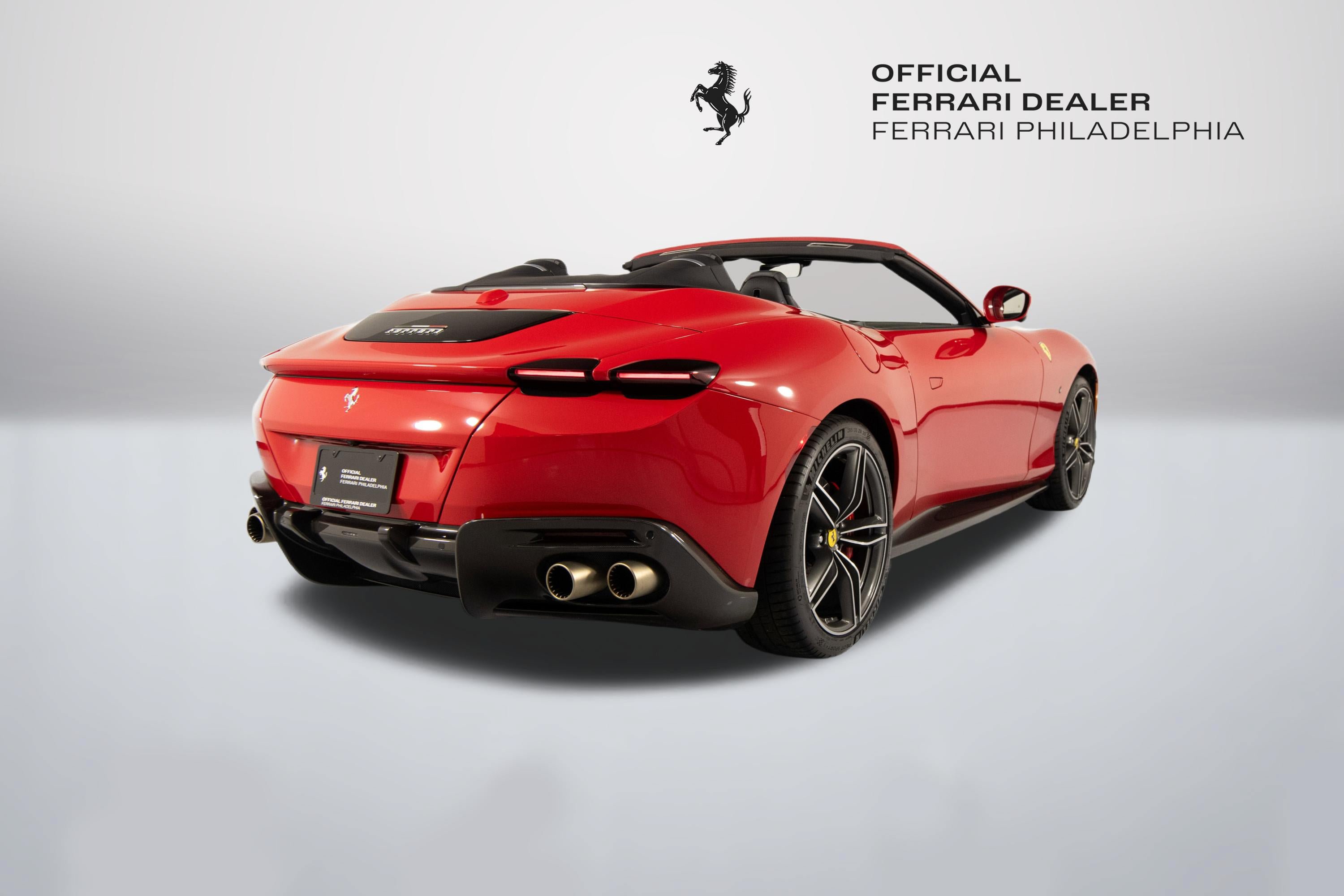 Certified 2025 Ferrari Roma Spider RWD image 8