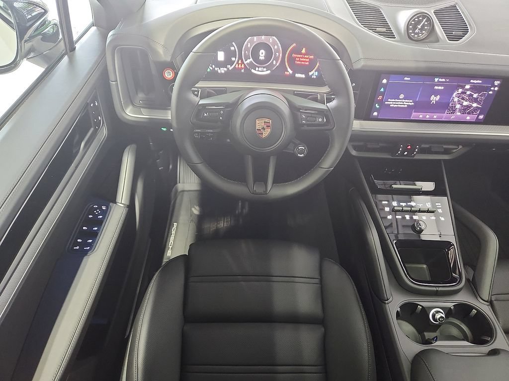 New 2026 Porsche Cayenne Coupe AWD/4WD image 12