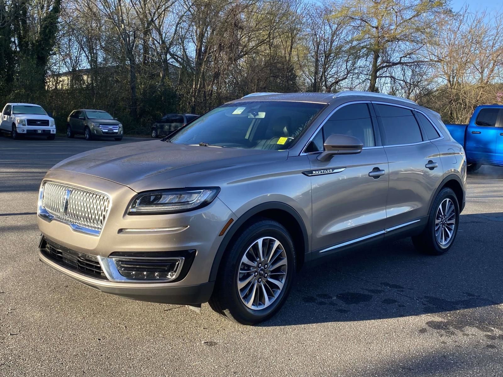 Used 2019 Lincoln Nautilus Select w/ Cargo Utility Package image 3