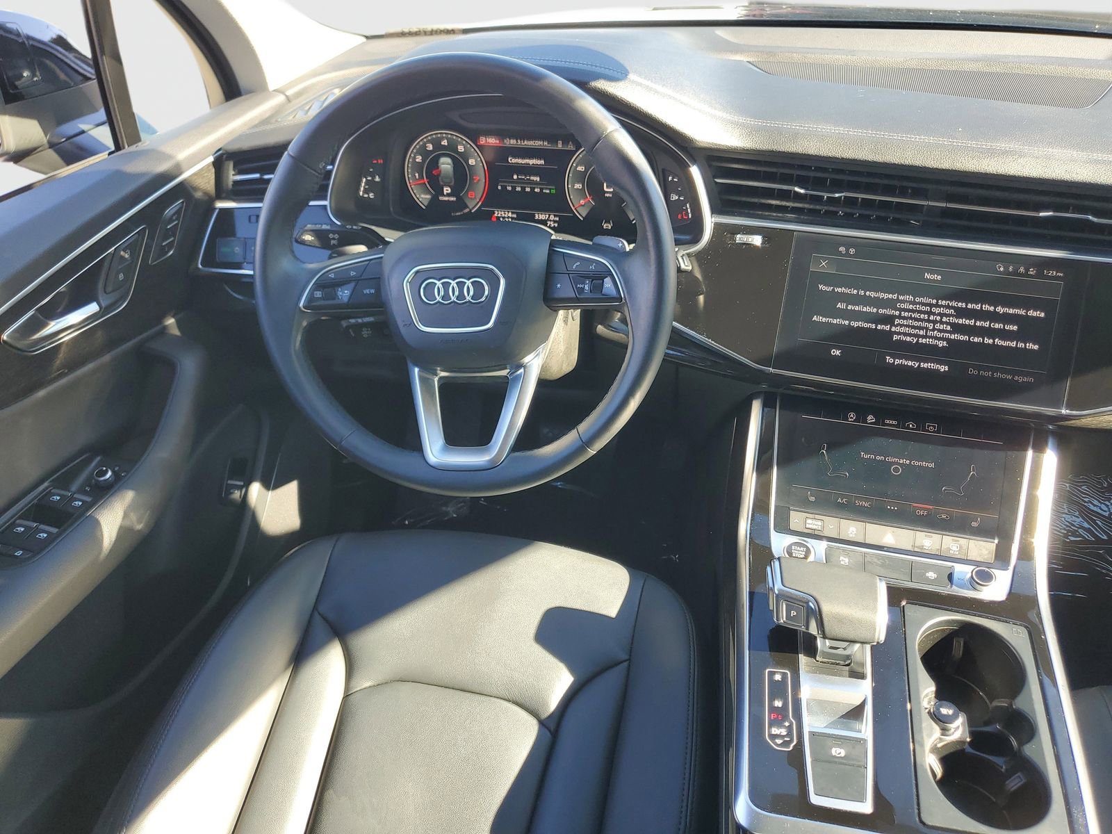 Used 2023 Audi Q7 3.0T Premium w/ Convenience Package image 12