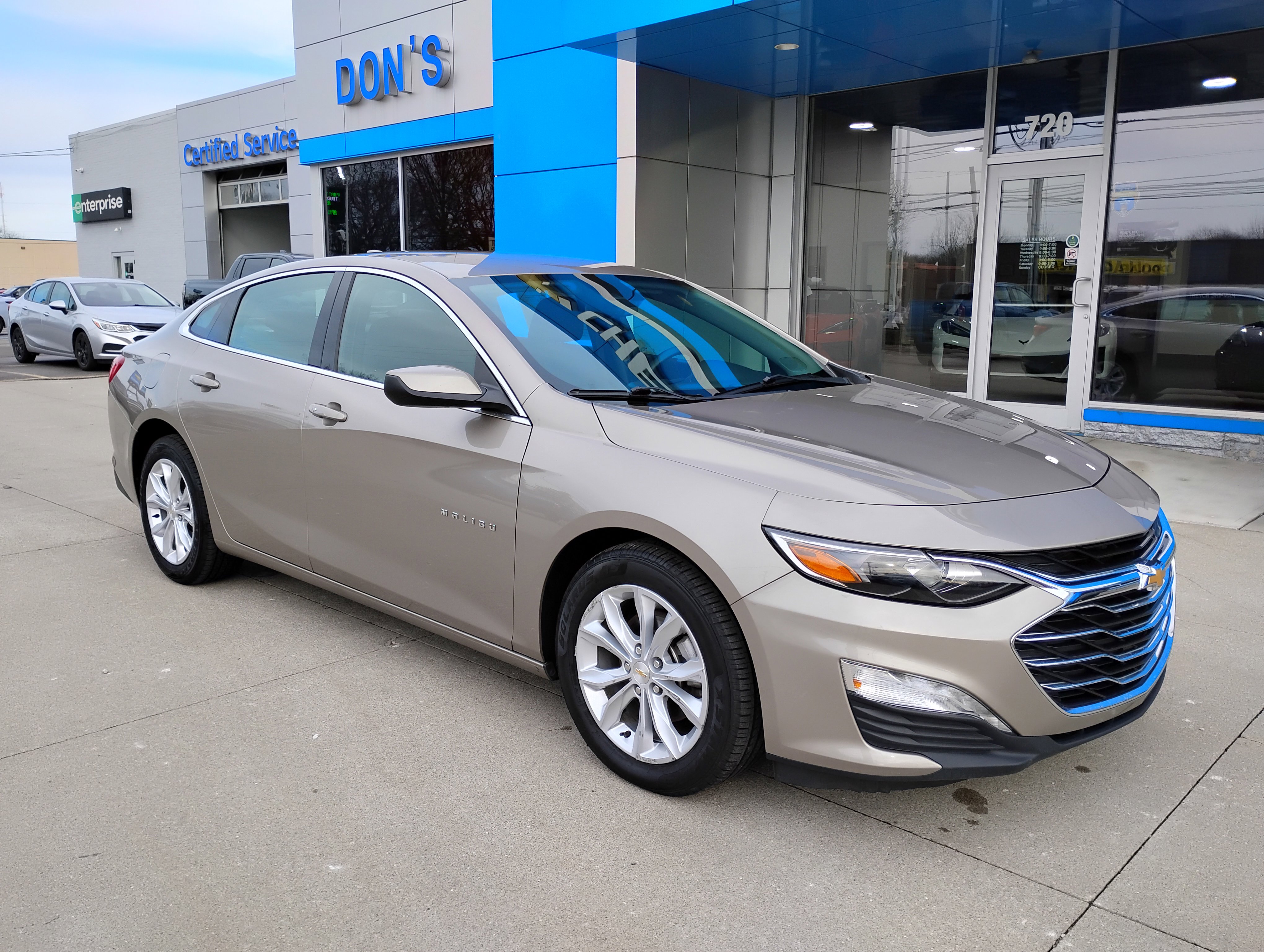 Used 2023 Chevrolet Malibu LT image 3