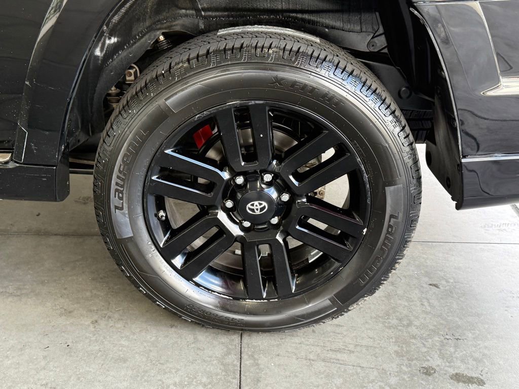 Used 2020 Toyota 4Runner Nightshade AWD/4WD image 15